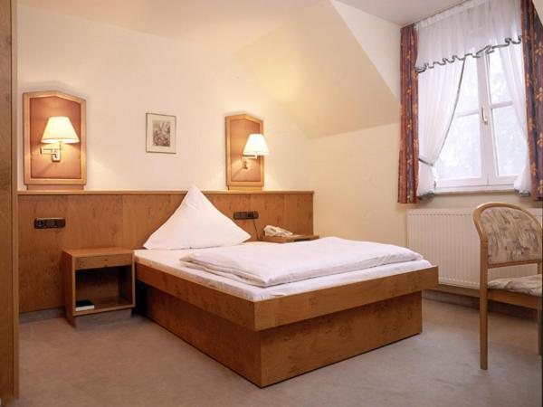 Hotel "Untere Muehle" Schwabmuhlhausen Екстериор снимка