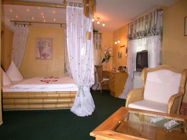Hotel "Untere Muehle" Schwabmuhlhausen Екстериор снимка